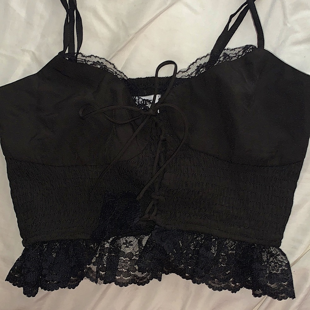 Tiger Mist black crop top - Picture 2 of 2